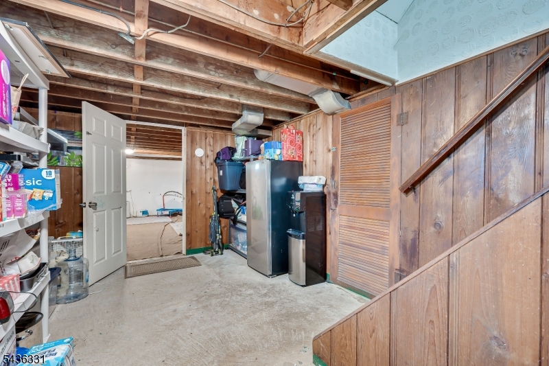 113 Dutch Neck Rd