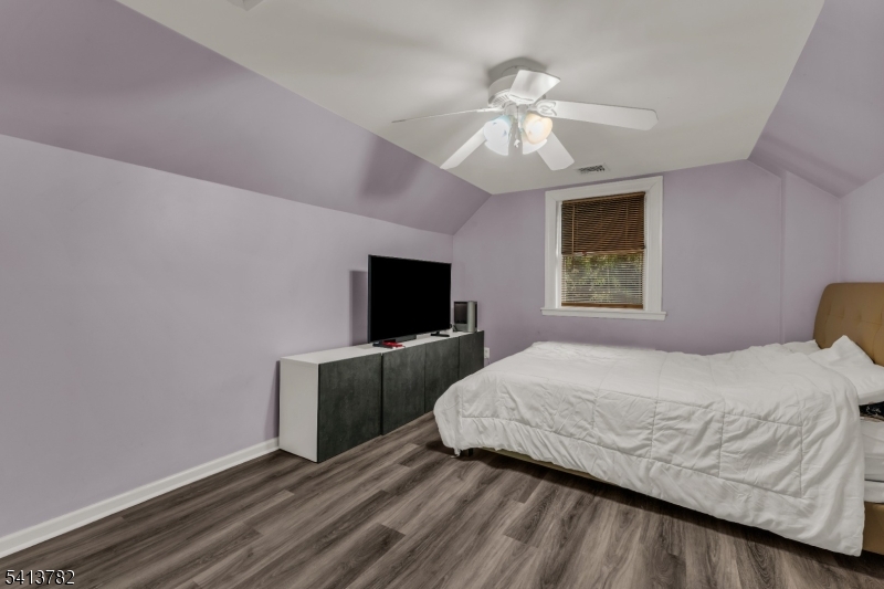 15 High Mountain Rd