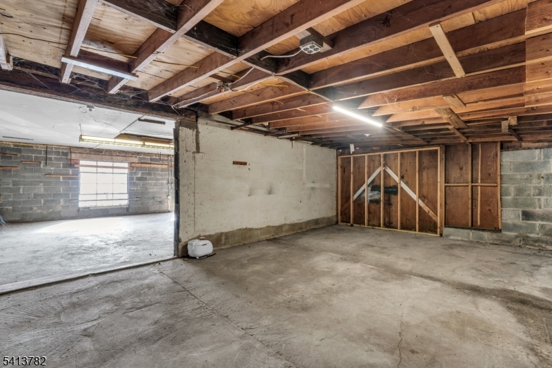 15 High Mountain Rd