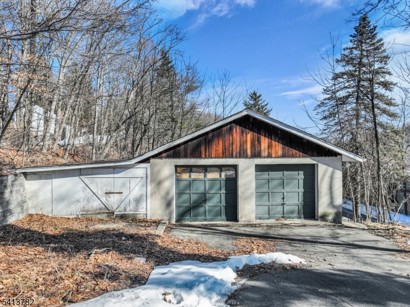 15 High Mountain Rd
