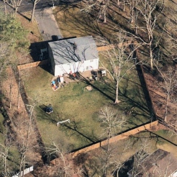 100 Fawn Ridge Dr