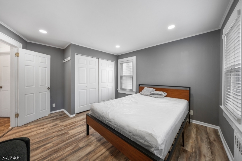 8 Melrose Ter