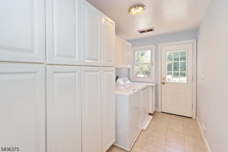 785 Lamberts Mill Rd