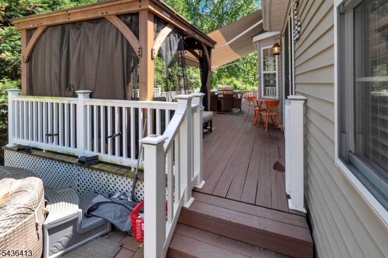 12 Marcy Dr