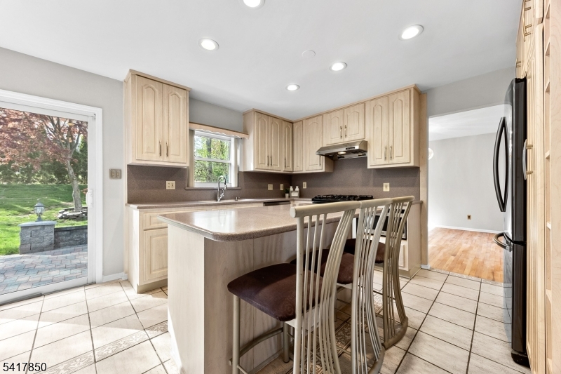 350 Parsippany Blvd