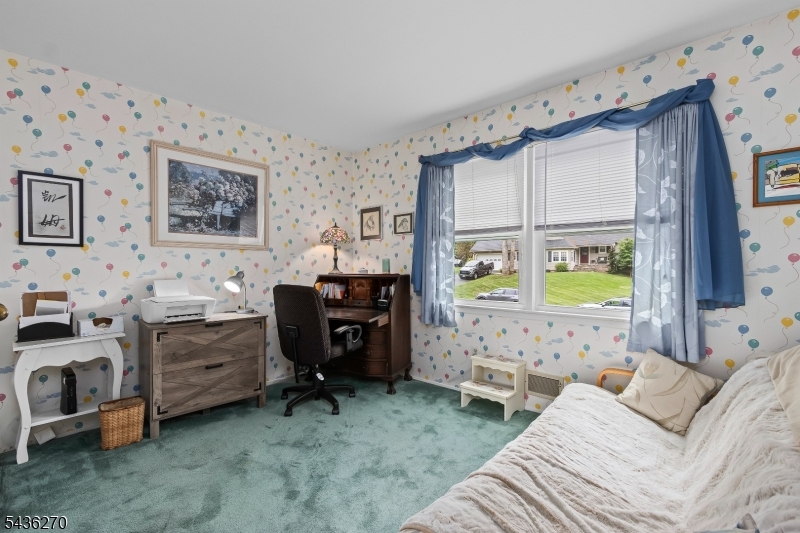 38 Forest Dr