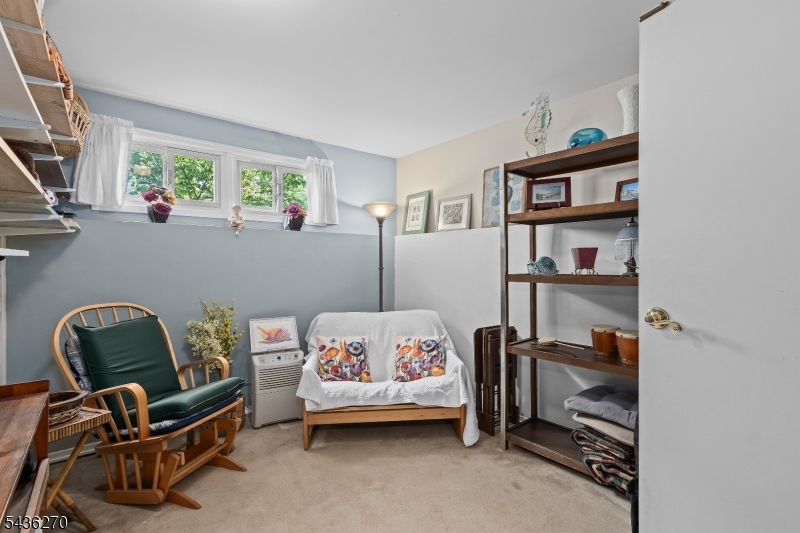 38 Forest Dr