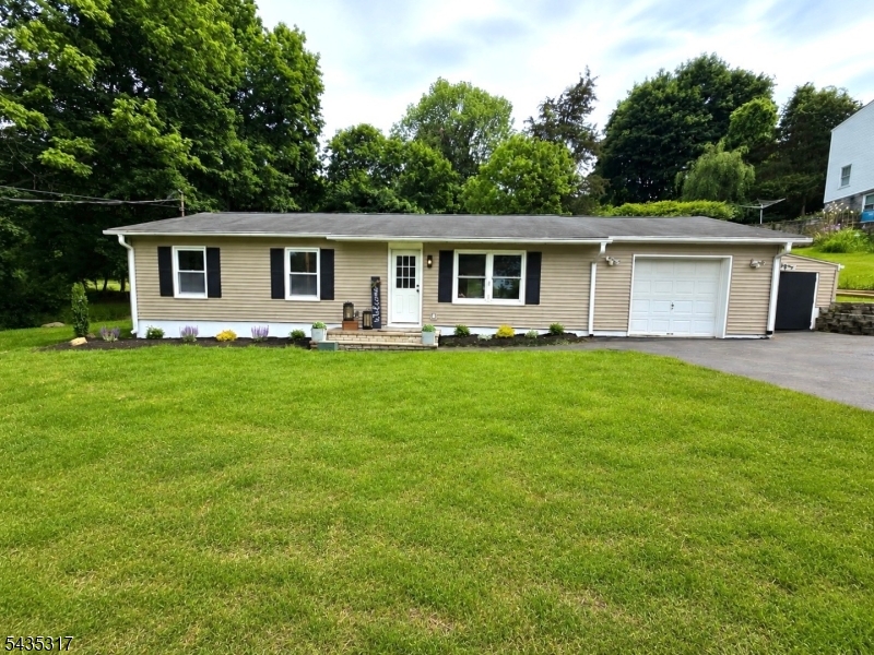 5 Ravine Dr