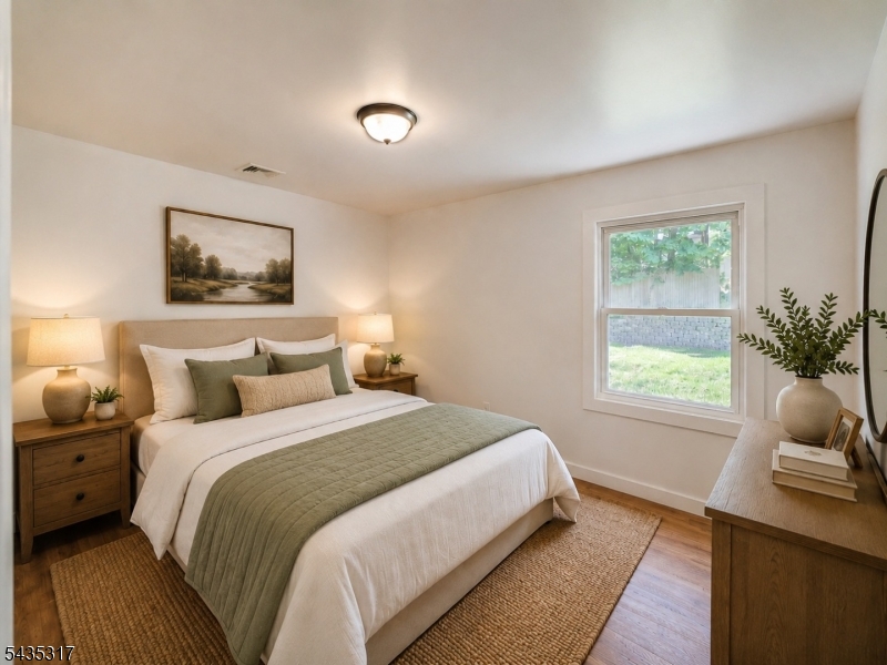 5 Ravine Dr