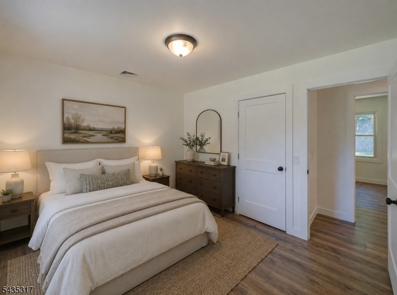 5 Ravine Dr