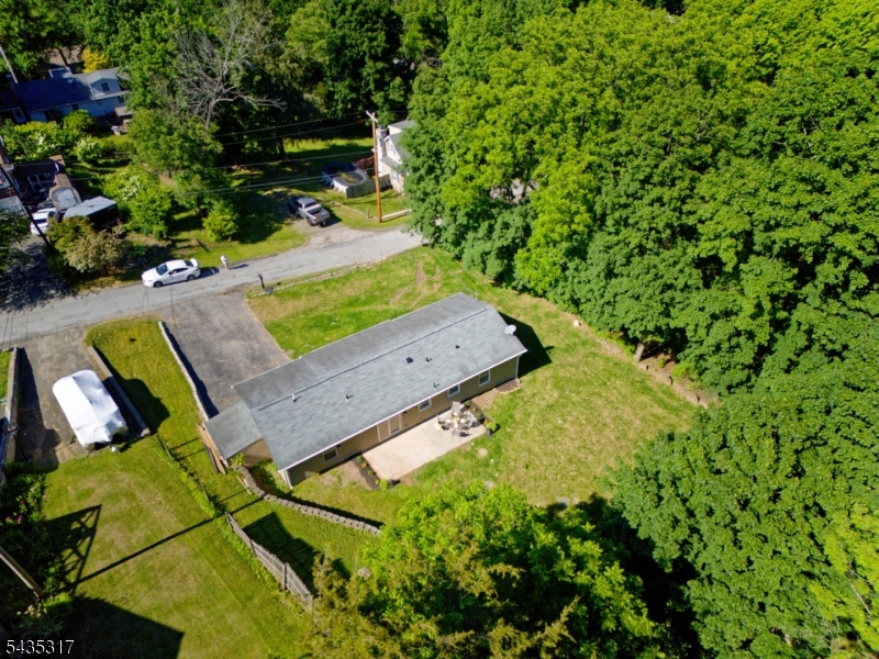 5 Ravine Dr