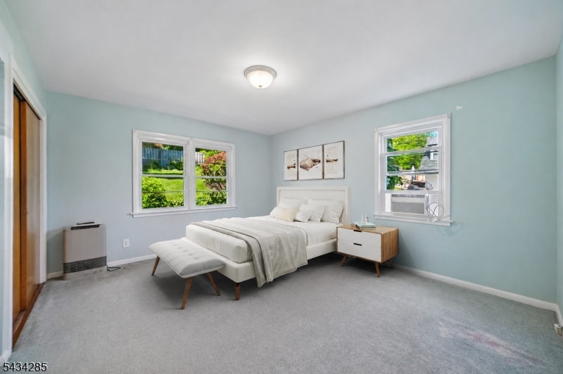 14 Pine Ave