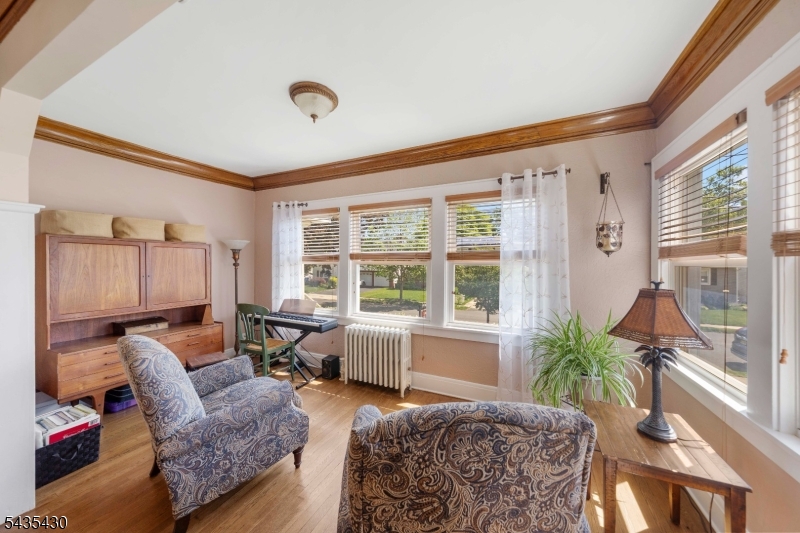 1269 Robinson Ter