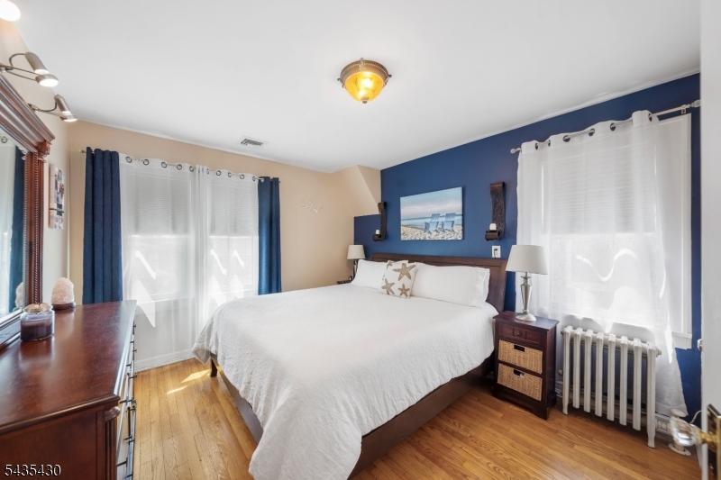 1269 Robinson Ter
