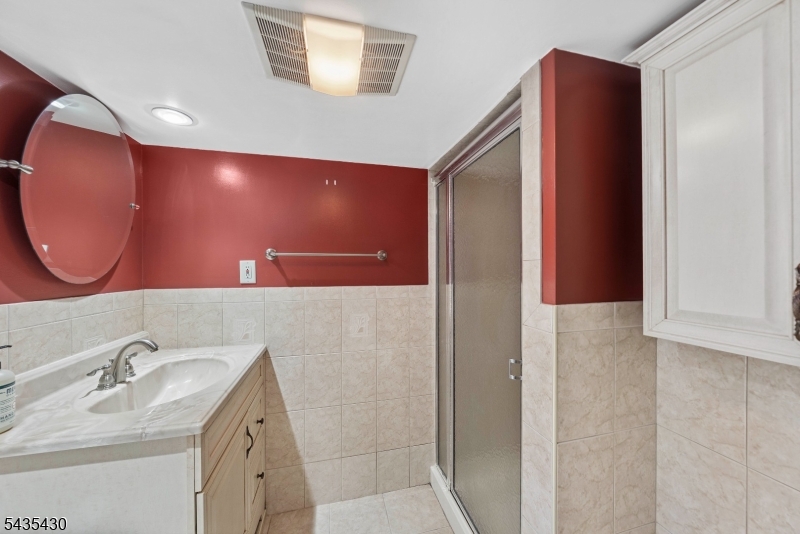 1269 Robinson Ter
