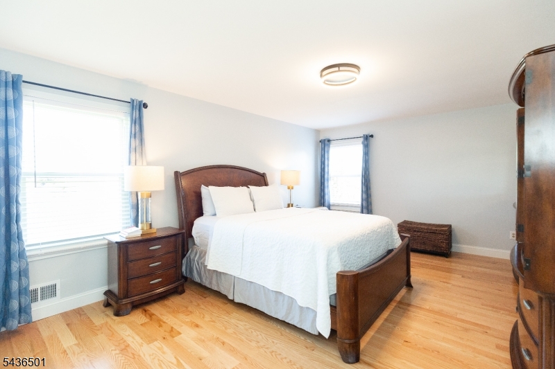 80 Sturbridge Dr
