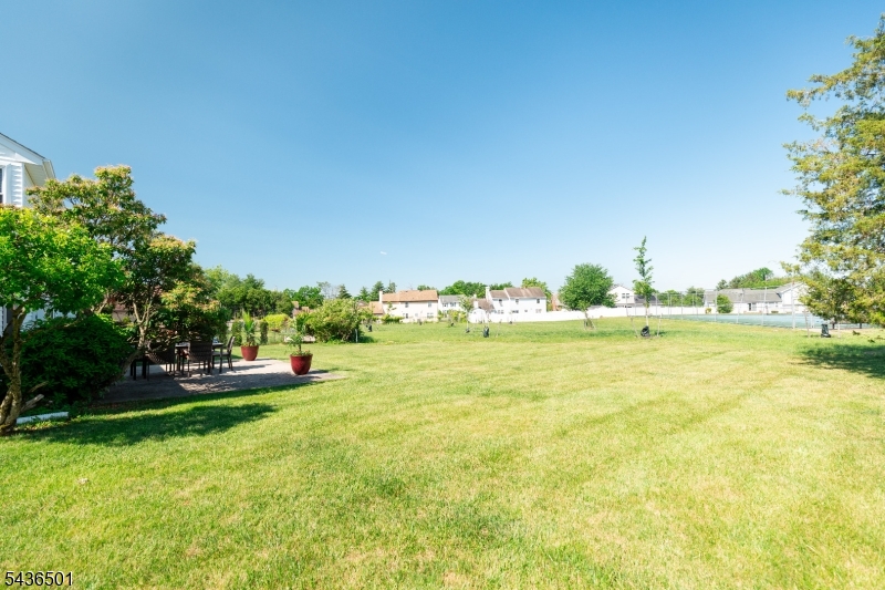 80 Sturbridge Dr
