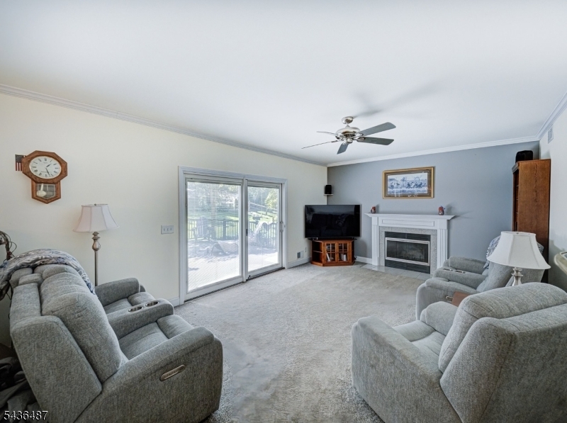 9 Chestnut Pl