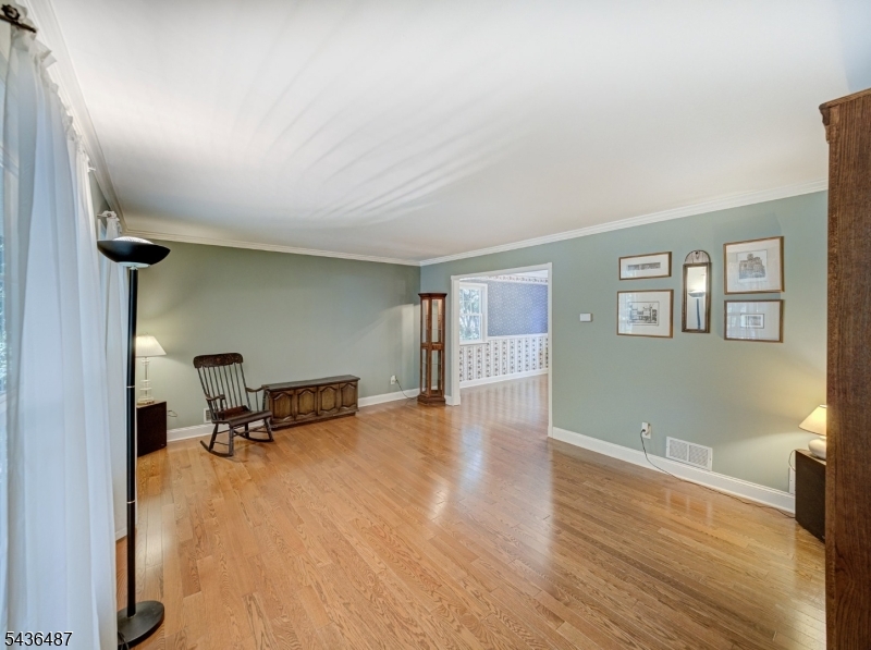 9 Chestnut Pl