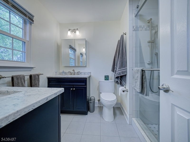 9 Chestnut Pl