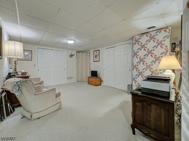 9 Chestnut Pl