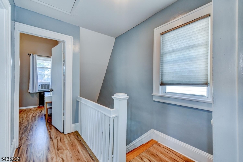 278 Centre St