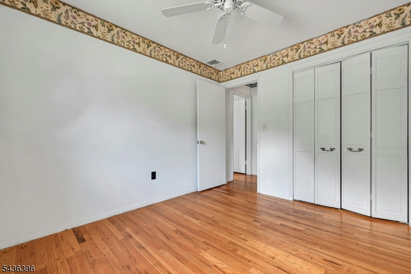 34 Sanders Rd
