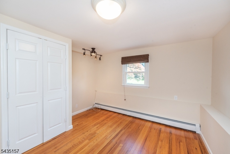 68 Mandeville Dr