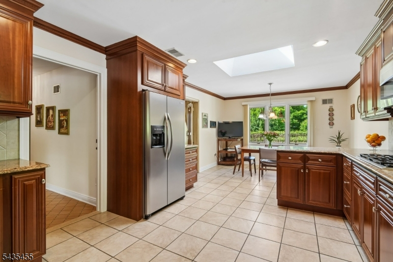 107 Arverne Rd