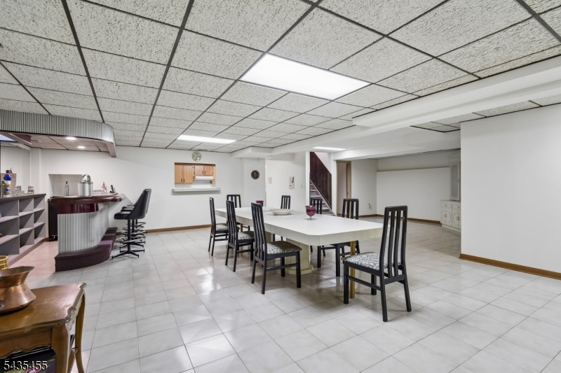 107 Arverne Rd