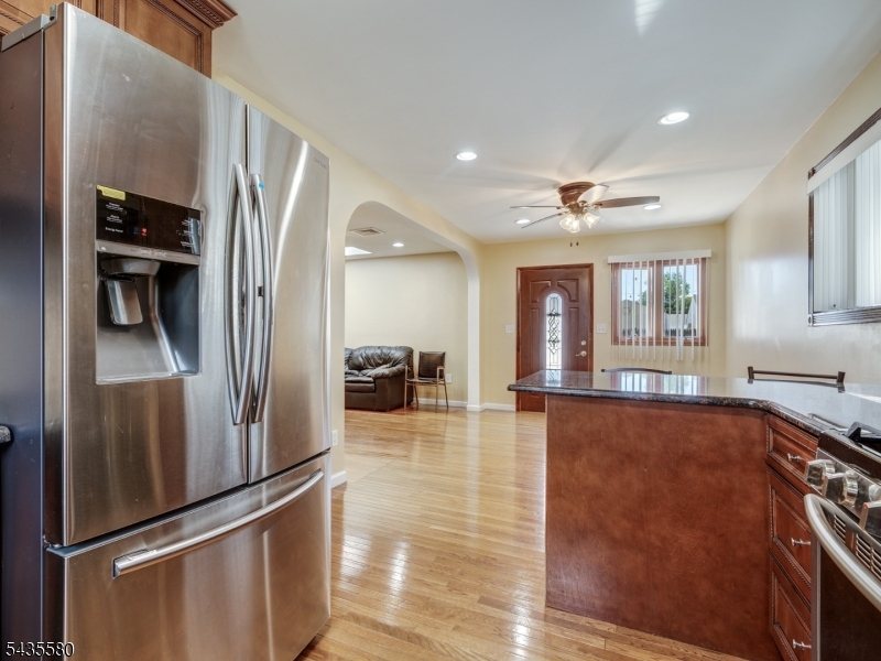 24 Winthrop Rd