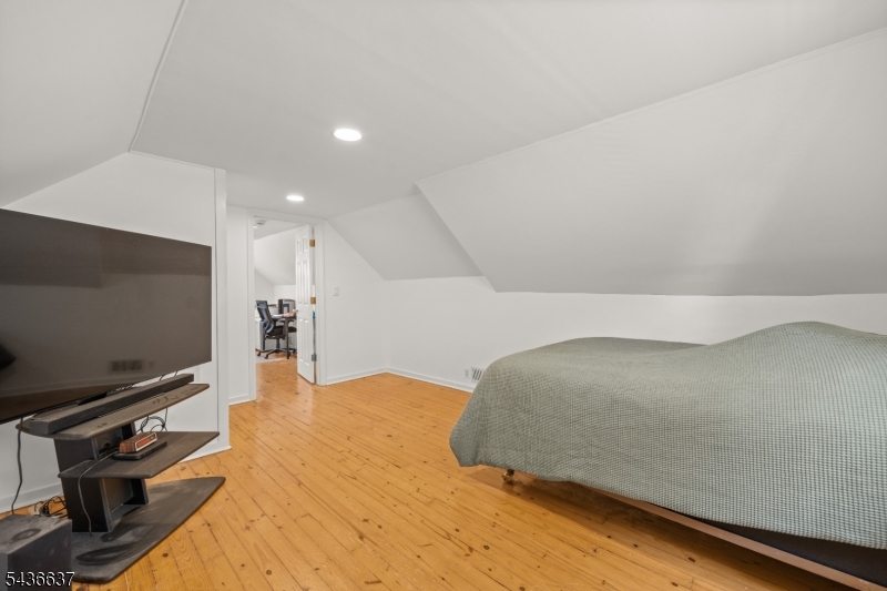 166 Beverly Hill Rd