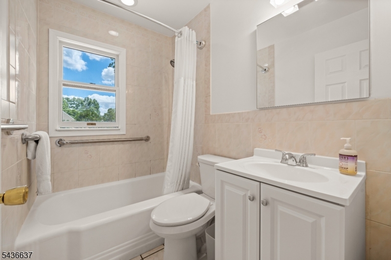 166 Beverly Hill Rd