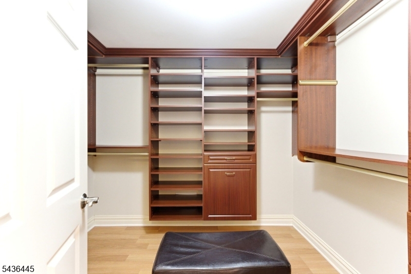 4 Windemere Way