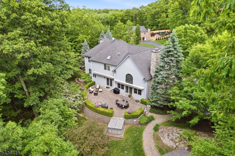 4 Windemere Way