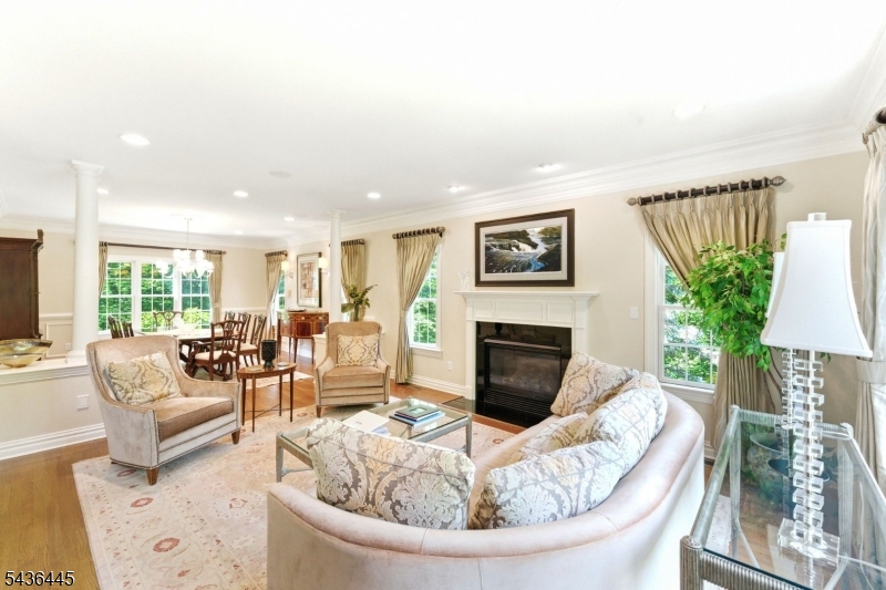 4 Windemere Way