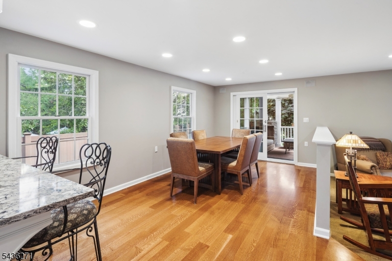 26 Longview Ave