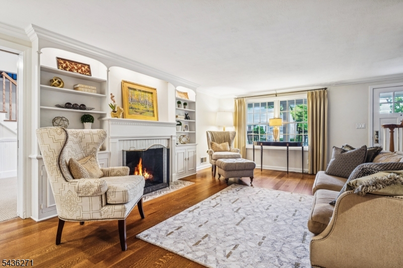 26 Longview Ave