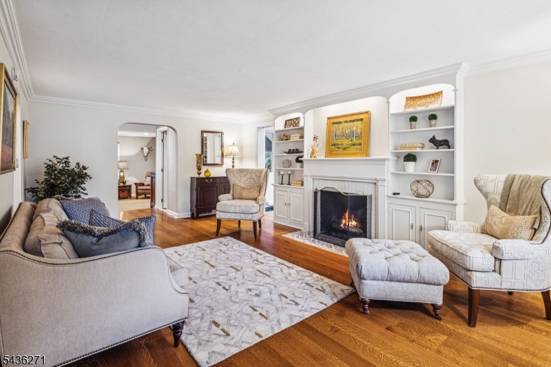 26 Longview Ave