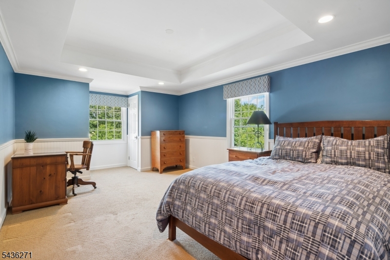 26 Longview Ave