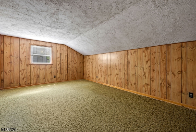 37 Wolfe Dr