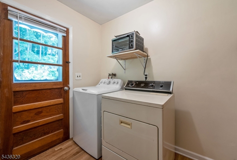 37 Wolfe Dr