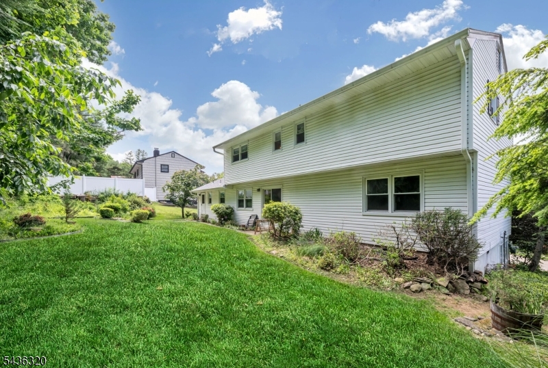 37 Wolfe Dr