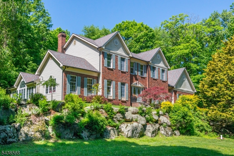 36 Waters Edge