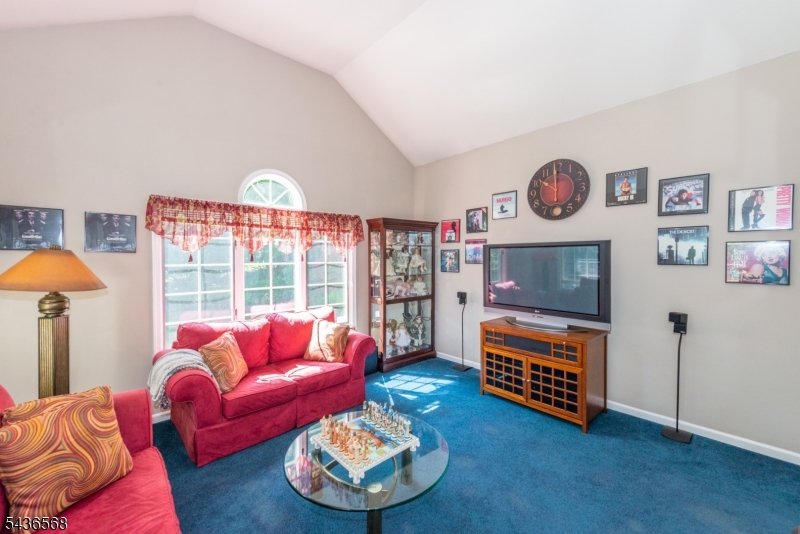 36 Waters Edge