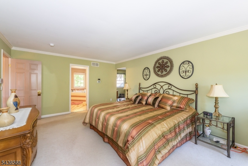 36 Waters Edge