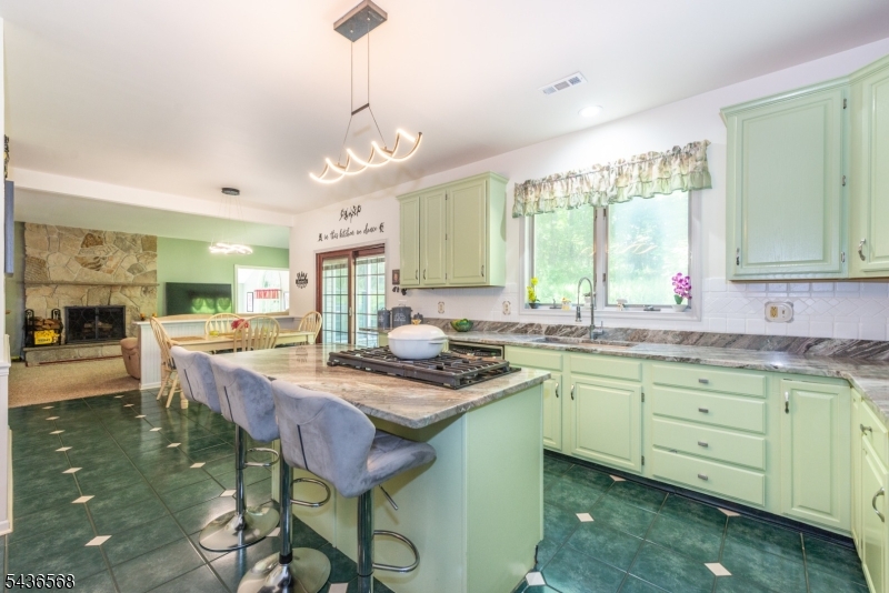 36 Waters Edge