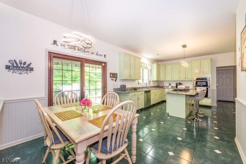 36 Waters Edge