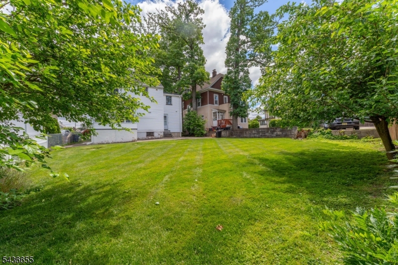 60 Summit Rd