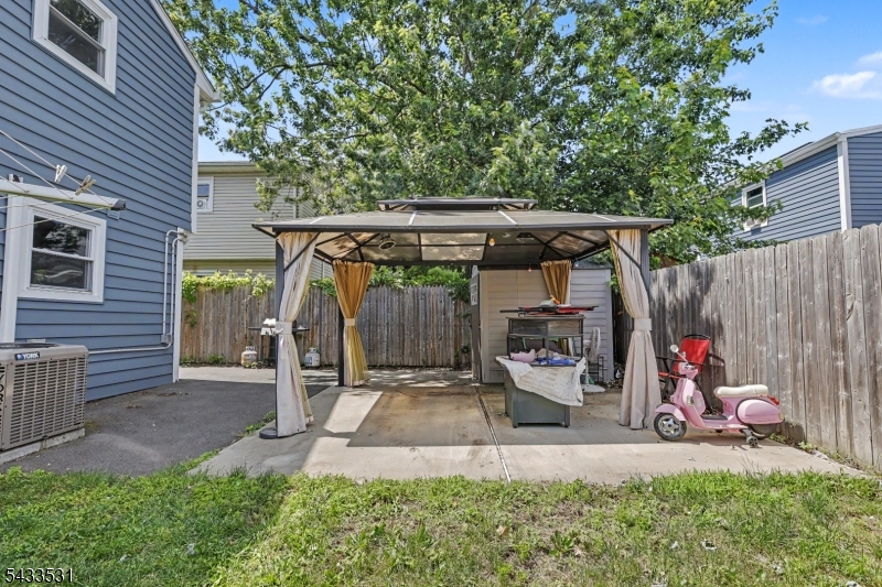 509 Church Pl